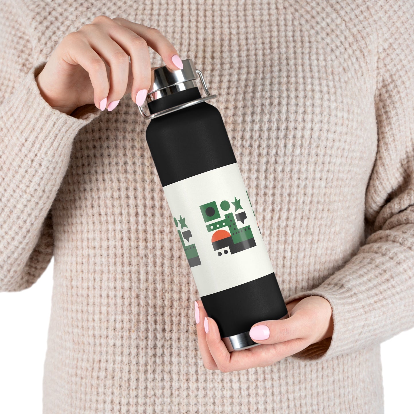 Modern 22oz Copper Insulated Water Bottle - Stylish Eco-Friendly Design for Daily Hydration